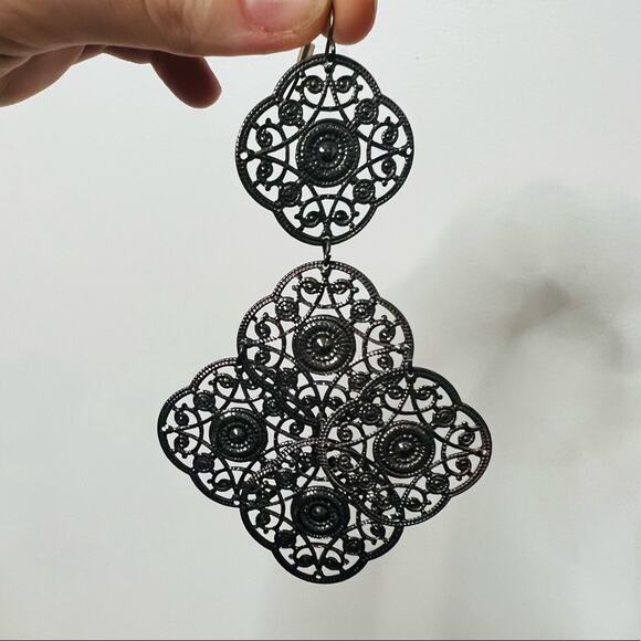 Express Lace Chandelier Drop Statement Earrings - Picture 2 of 3